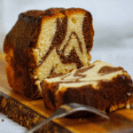 Morangoffe cremoso e irresistível com morango, doce de leite e chantilly que derrete na boca