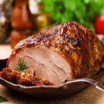 Frango Ensopado com Batata e Caldo Encorpado, Bem Temperado e com Sabor de Comida Caseira que Aquece a Alma