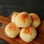 Salada Proteica com Frango Bem Colorida que Comecei a Fazer na Correria da Semana e Virou Meu Almoço Fitness Favorito