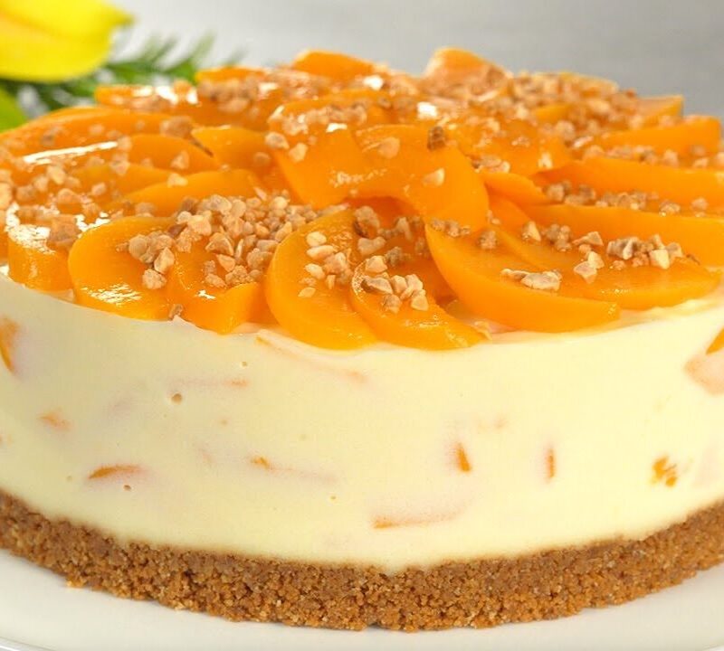 Bolo de Leite em Pó com Pêssegos Cremoso, Fofinho e com Sabor Delicado que Derrete na Boca