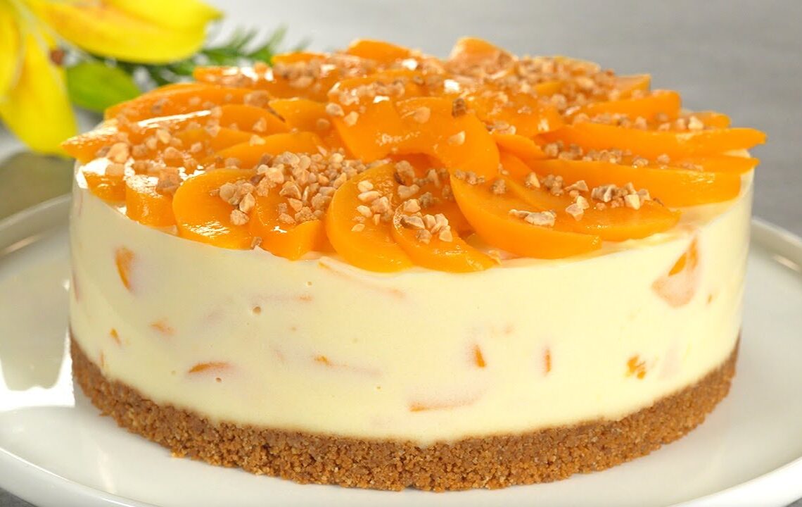 Bolo de Leite em Pó com Pêssegos Cremoso, Fofinho e com Sabor Delicado que Derrete na Boca