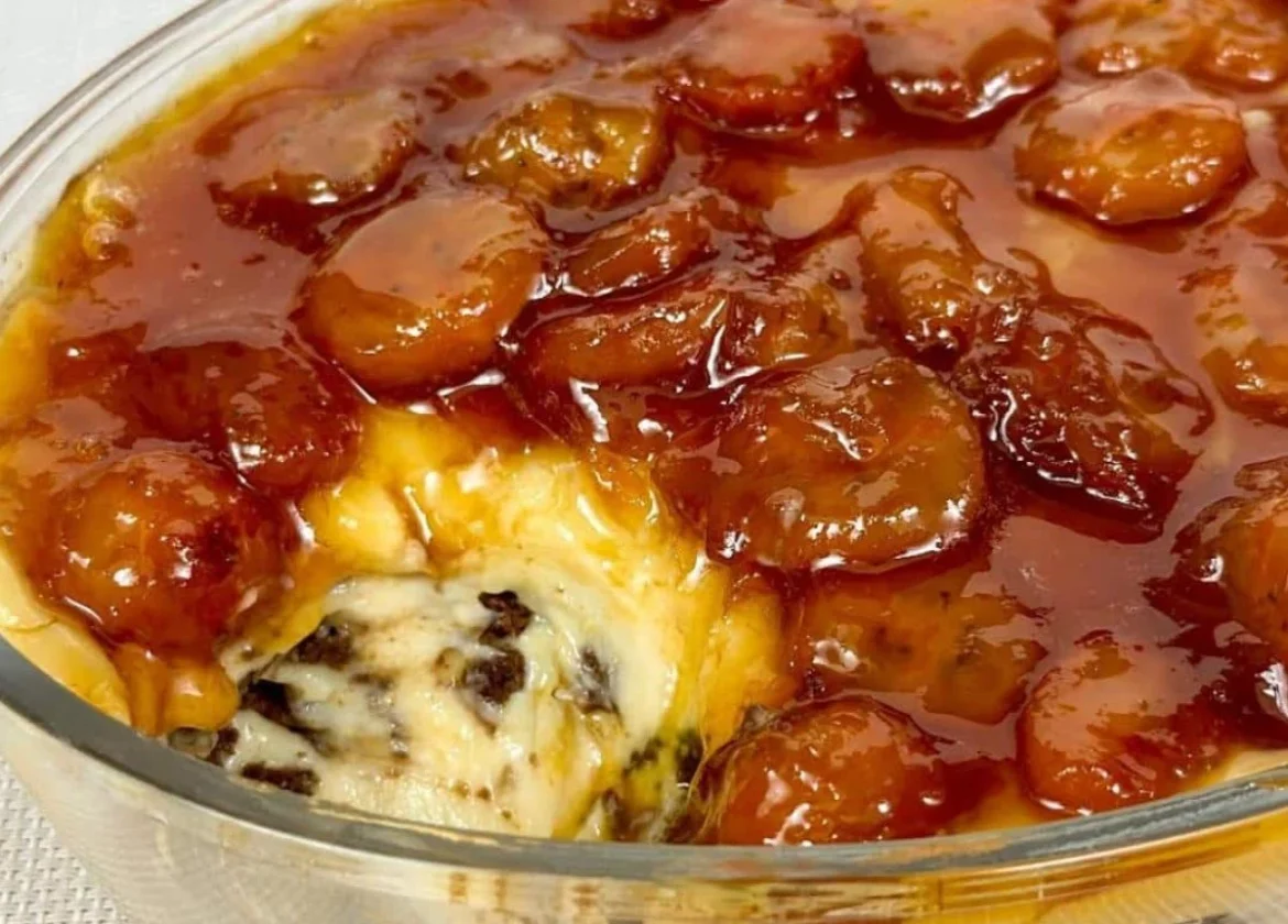 Torta de Banana Caramelizada com Creme de Gengibre e Canela