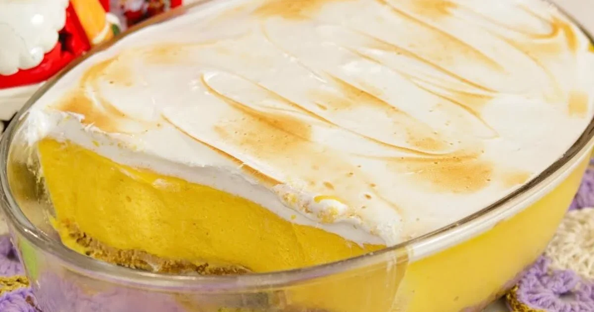 Torta Fresh de Manga com Creme Natural que Fica Tão Leve, Refrescante e Cremosa que Parece Sobremesa de Resort Tropical Sofisticado