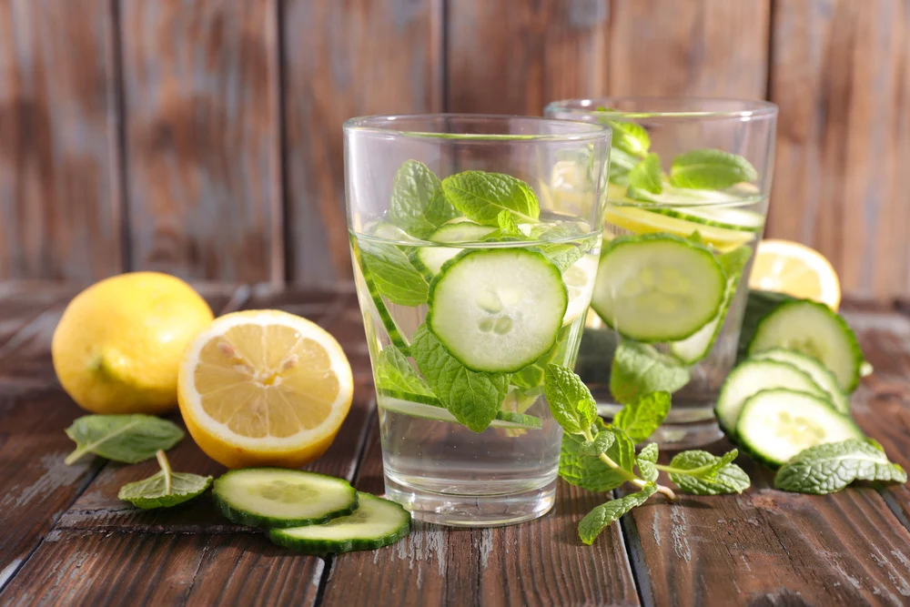 7 Variações de Água Detox que Você Precisa Experimentar na Copa do Mundo