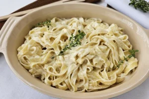 Fettuccine Rápido e Delicioso: Receita Fácil com Massa Perfeita e Muito Sabor