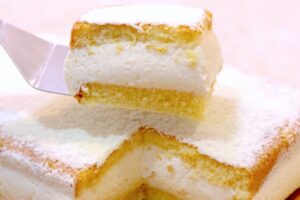 Torta Nuvem de Leite Condensado com Baunilha