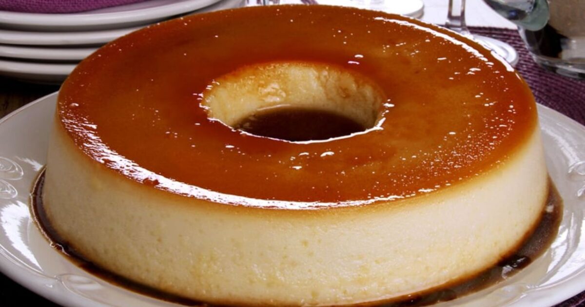 Aprenda a fazer um pudim cremoso e irresistível com ingredientes simples. Receita fácil, prática e perfeita para sobremesas em família ou ocasiões especiais.