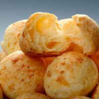 Pão de Queijo Perfeito: Aprenda a Massa e o Recheio Ideal