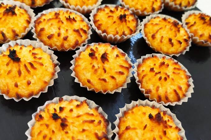 Aprenda a fazer um delicioso Bolinho Mimoso, fofinho, leve e muito saboroso. Uma receita simples e prática, ideal para acompanhar o café da tarde ou servir em qualquer ocasião.